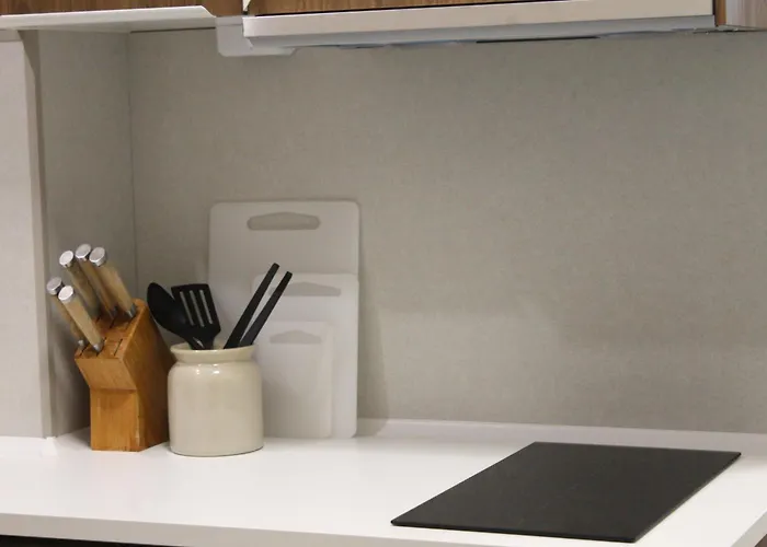 Modern 1-bed With Pool & Seaview 公寓 *