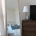Apartment Modern 1-bed With Pool & Seaview *